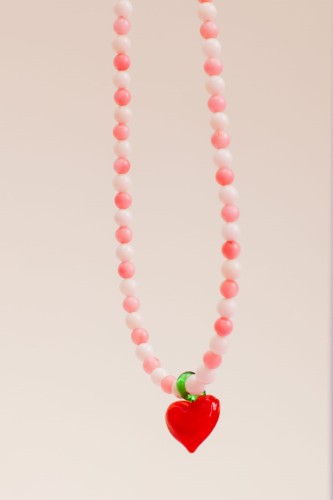 Strawberry necklace white (1) (1) (1)