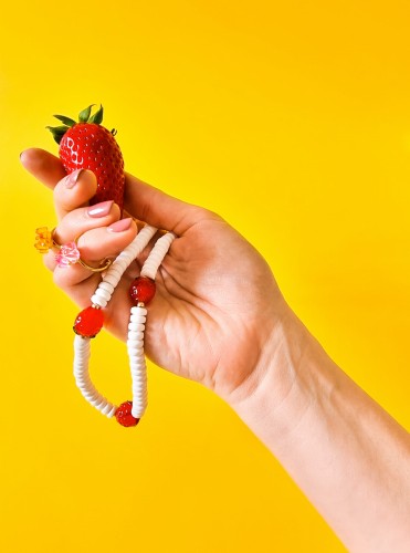 STRAWBERRY & CREAM necklace